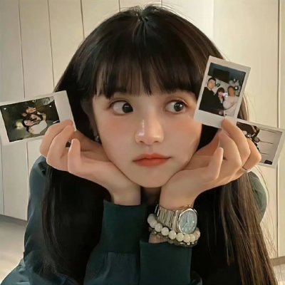 她不当女主很多年海报
